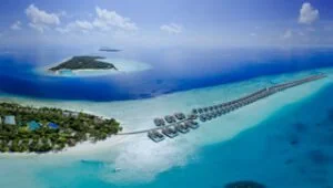 Tourist-Destinations-Travel-Guide-320x181